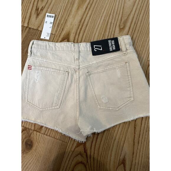 Urban Outfittes BDG Girlfriend Shorts, Cream, women’s size 27, high Rise - Picture 3 of 10